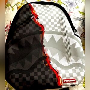 Sprayground Limited Edition Backpack. Brand new!! 1 available